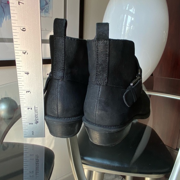 Black Leather Nubuck / Suede Boots/ booties with low heel. - Picture 9 of 15